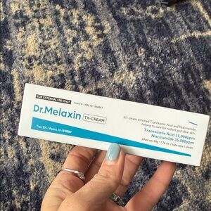 Dr. Melaxin TX-Cream - White and Blue Skincare Solution